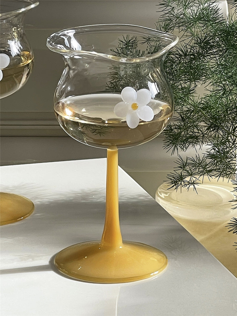 Daisy Wine Glass